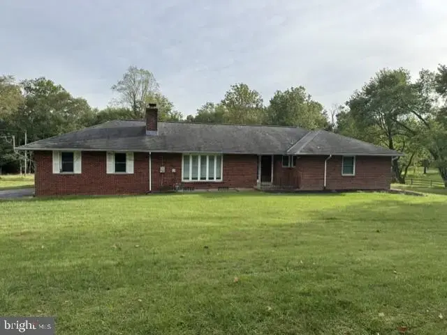 104 Lands End Rd, Wilmington