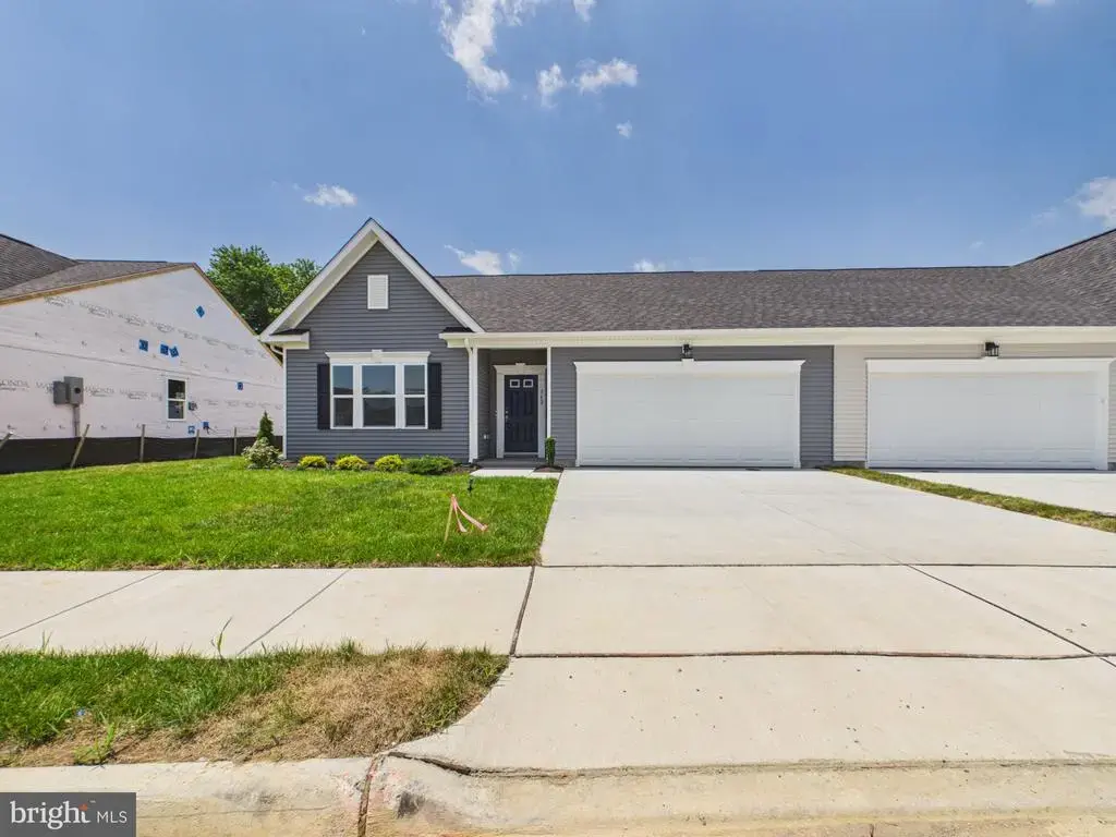 362 Baker Dr, LURAY