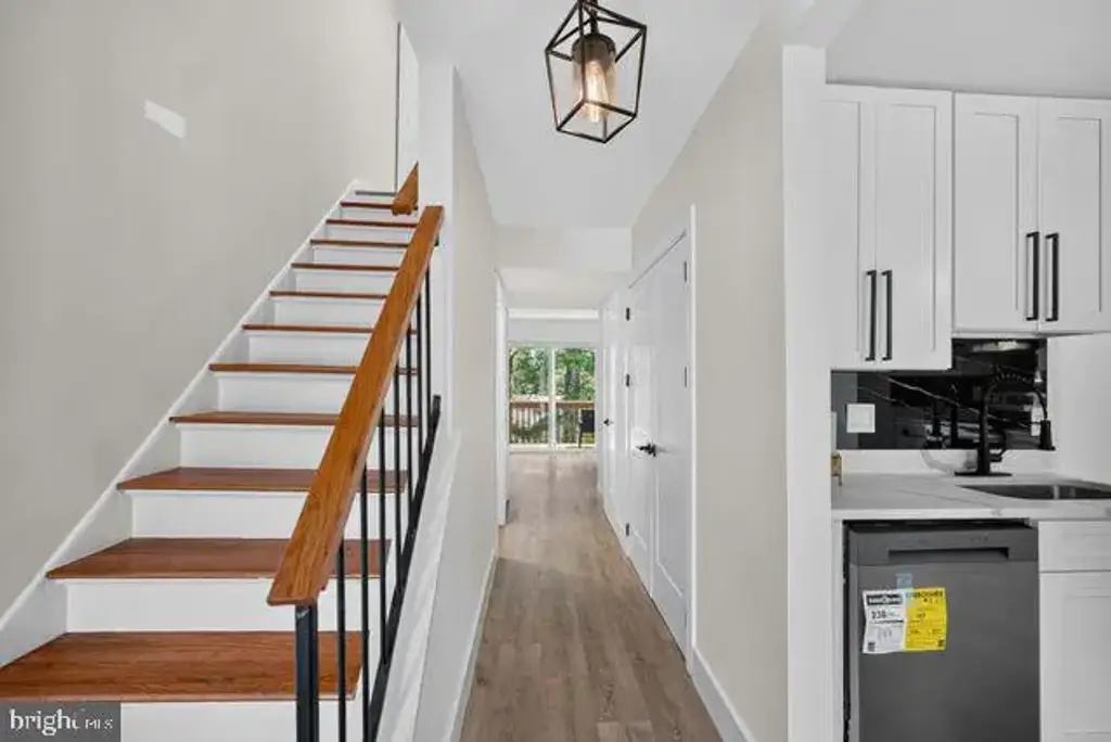 19523 Divot Pl, MONTGOMERY VILLAGE
