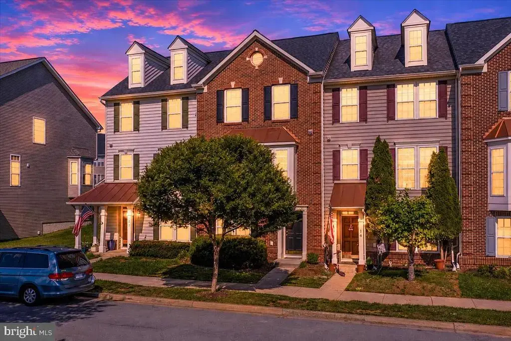 18 Davis St, CHARLES TOWN