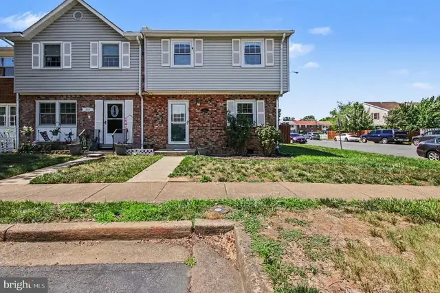 1800 Fort Pulaski Ct, Dumfries