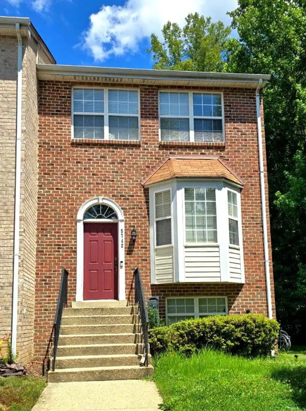 5742 E Boniwood Turn, CLINTON