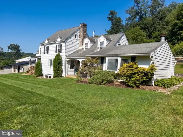 12558 Waughtel, Felton