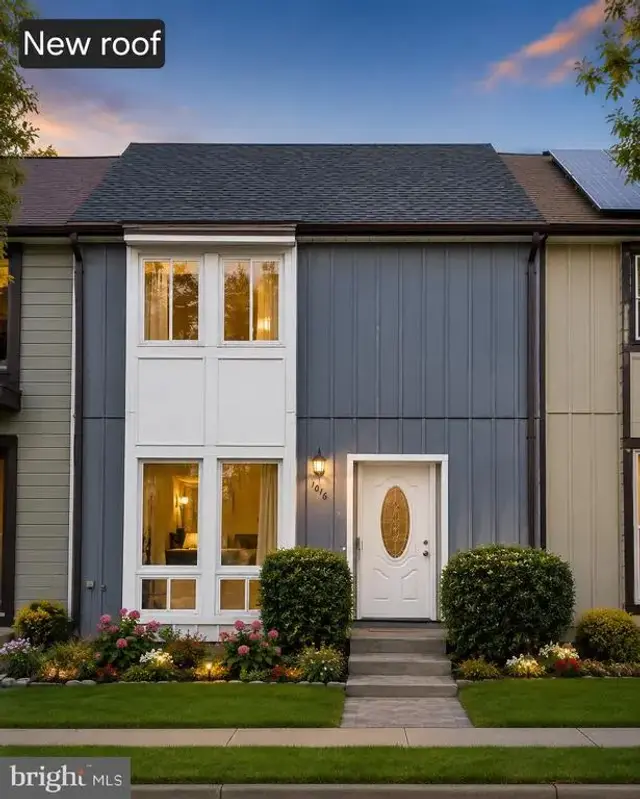 1016 Saber Ln, Herndon