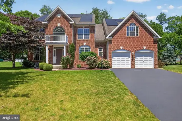16 Foxwood Blvd, Mechanicsburg