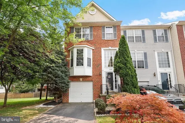 1942 Crossing Stone Ct, Frederick