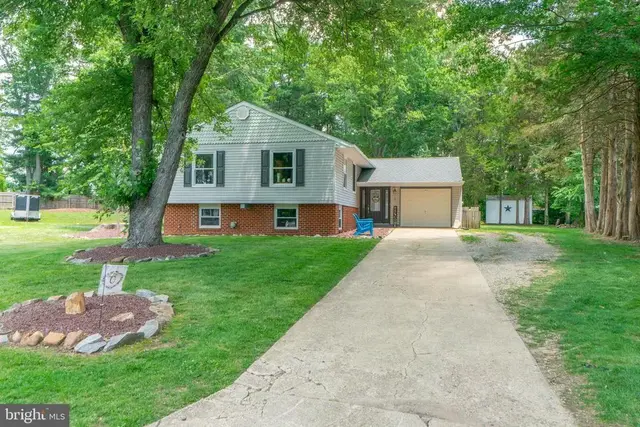 6 Gloria Ct, Bear