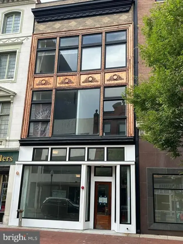 100 W Lexington St #3, Baltimore