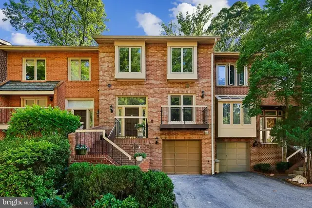 5904 Valerian Ln, Rockville