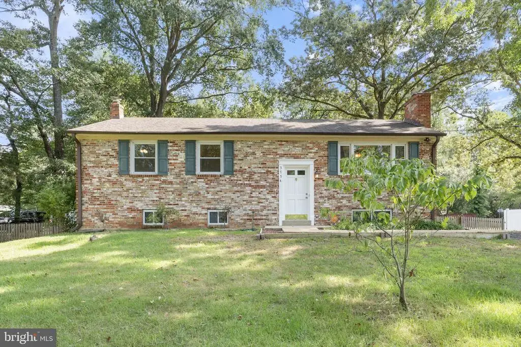 3754 Gardiner Rd, WALDORF