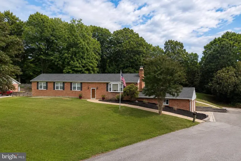 11802 Rivershore Dr, DUNKIRK
