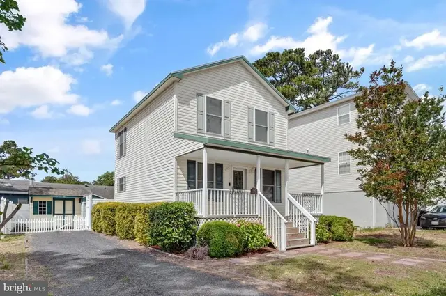 5138 Serenity Ln, Chincoteague Island