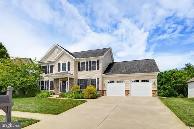 171 Pine Creek Drive, Carlisle