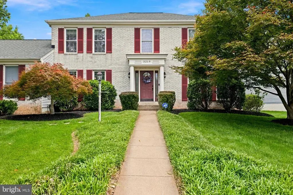 3219 Grassmere Ct, HERNDON