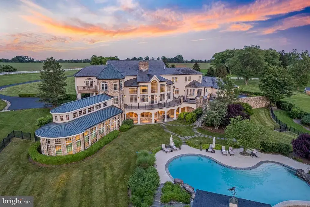 131 Harbourton Woodsville Rd, LAMBERTVILLE