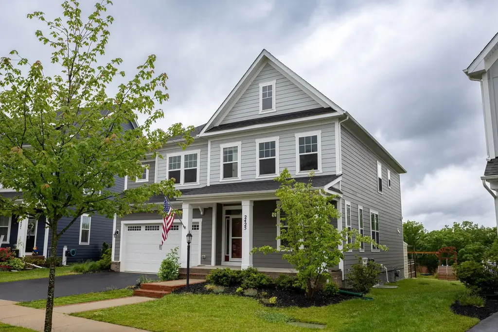 2425 Morgans Point Dr, DUMFRIES