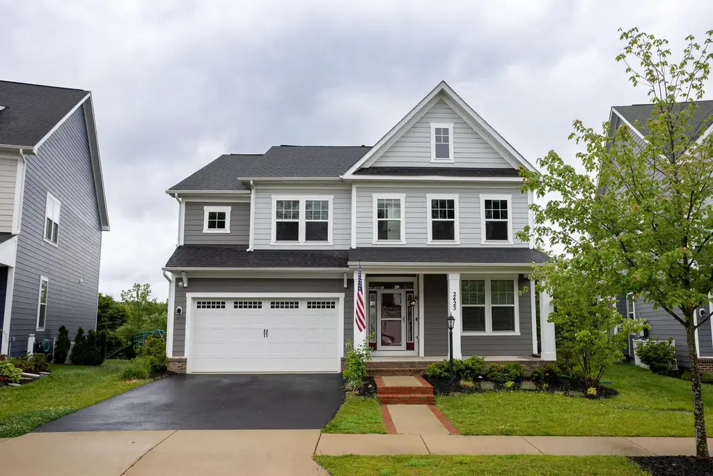 2425 Morgans Point Dr, DUMFRIES