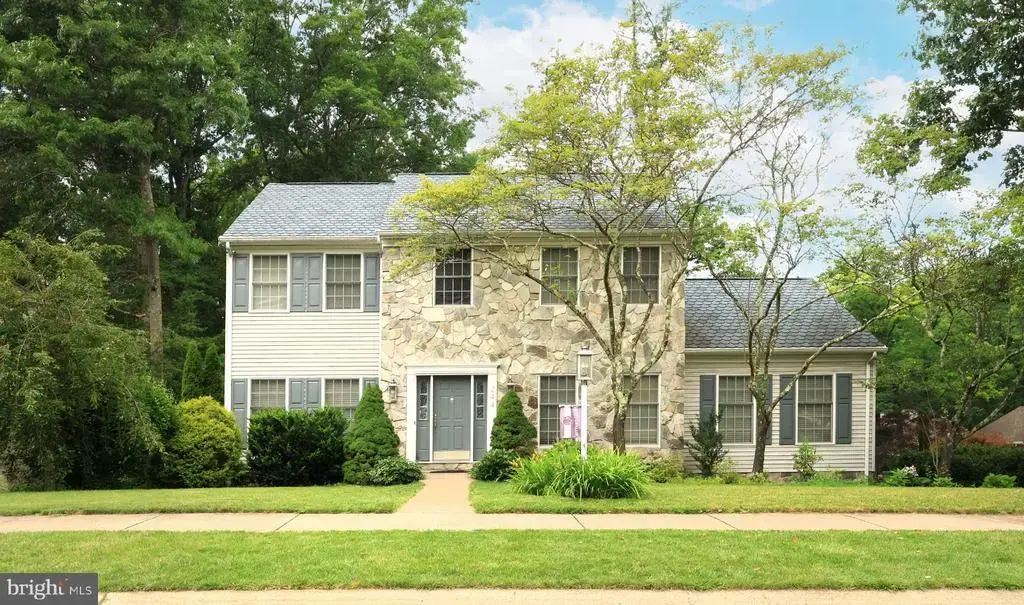 244 Leawood Ln, STATE COLLEGE