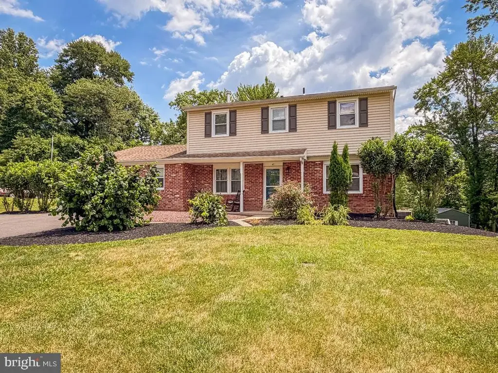 244 Strawberry Cir, LANGHORNE