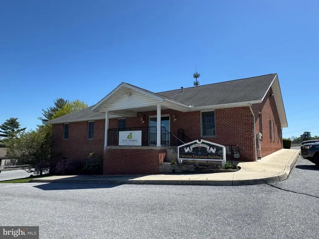235 W 2nd St, BIRDSBORO