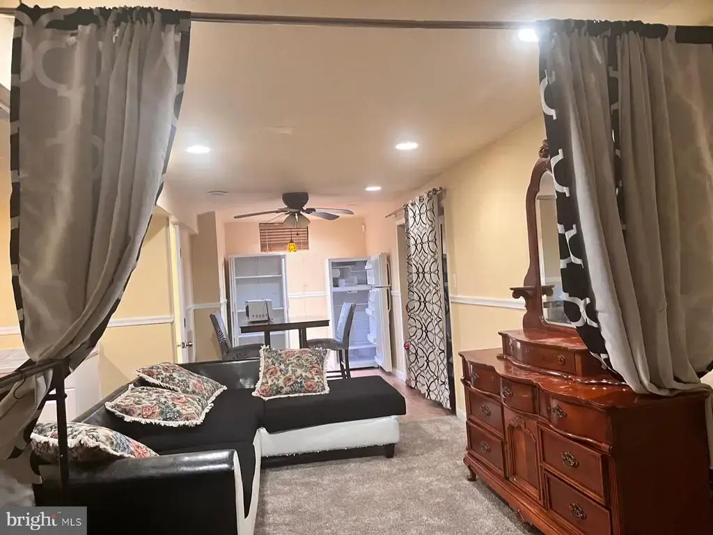 8 Trout Lily Ct, OWINGS MILLS