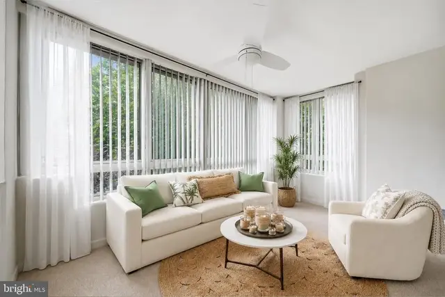 14809 Pennfield Cir #402, Silver Spring