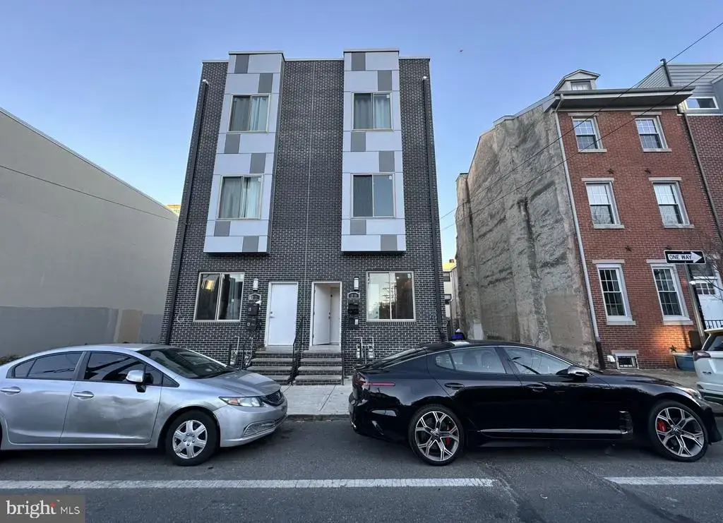 1221 N 15th St #1, PHILADELPHIA