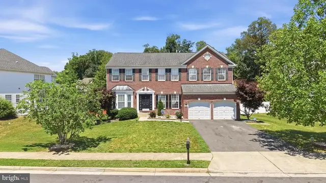 2861 Powell Dr, Woodbridge