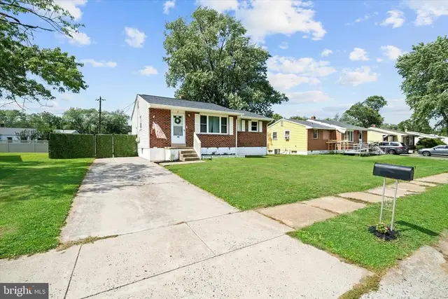 38 Greenridge Rd, Newark