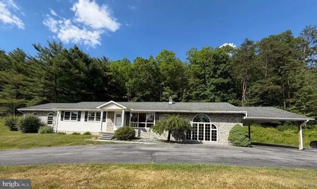 395 Runville Rd, BELLEFONTE