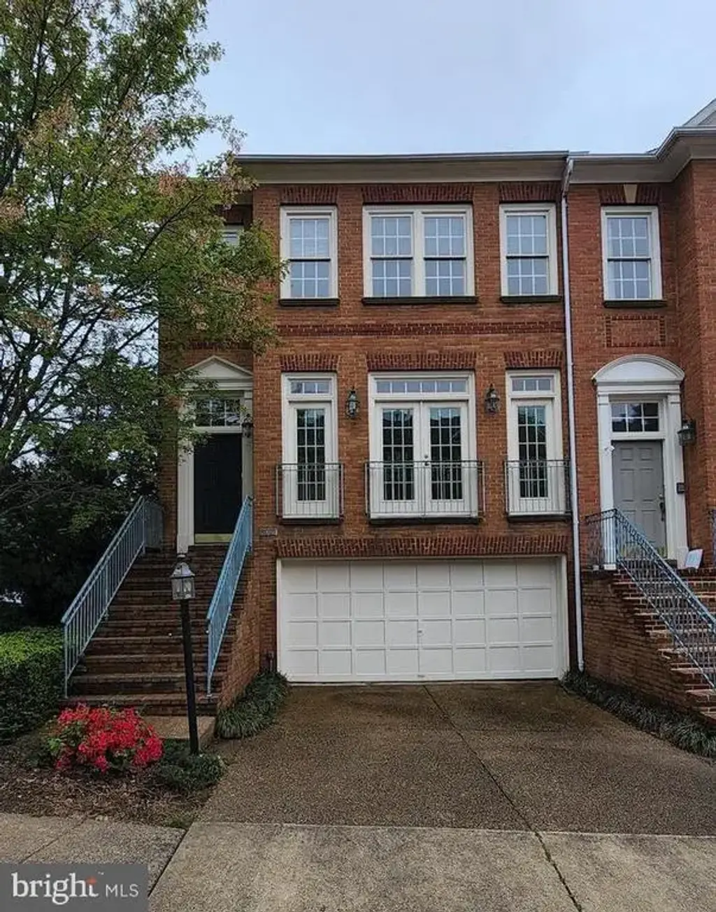 8021 Kidwell Town Ct, VIENNA