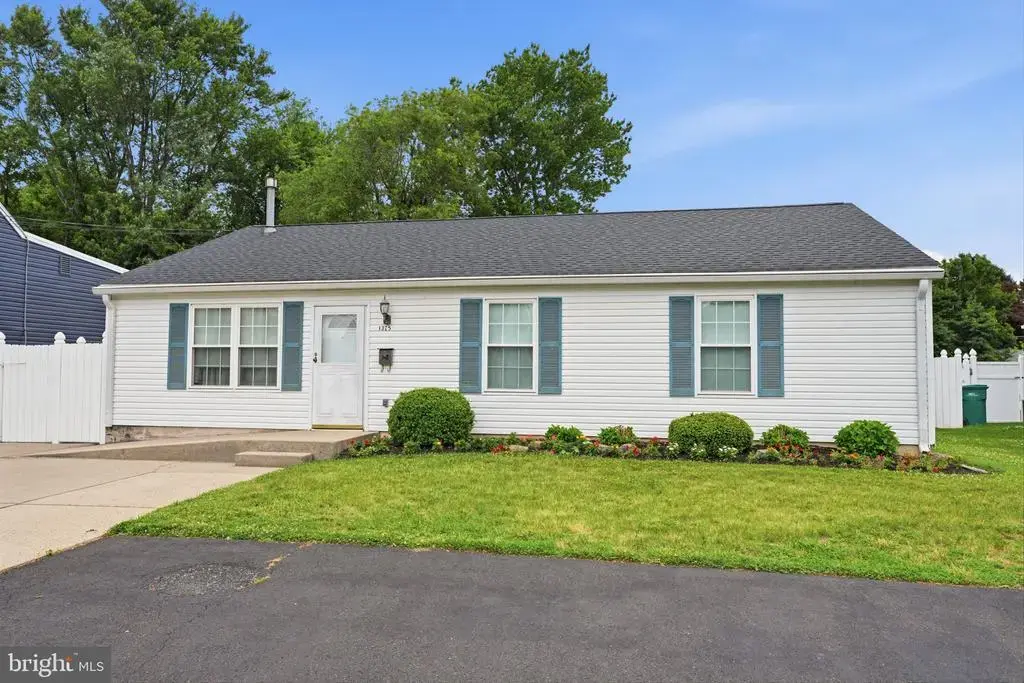 1325 Dixon Ave, CROYDON