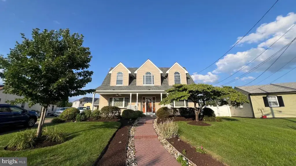 12 Elinor Ave, STRATFORD