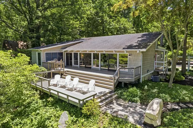 12715 Mill Creek Dr, Lusby