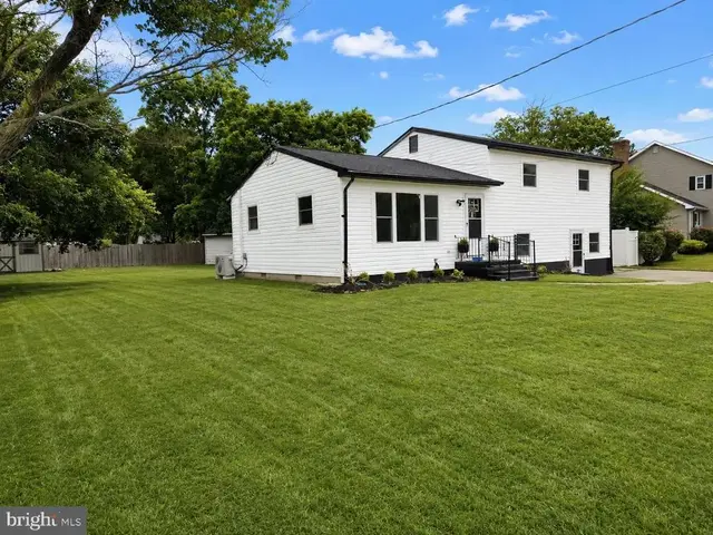 41 Algonquin Rd, Cambridge