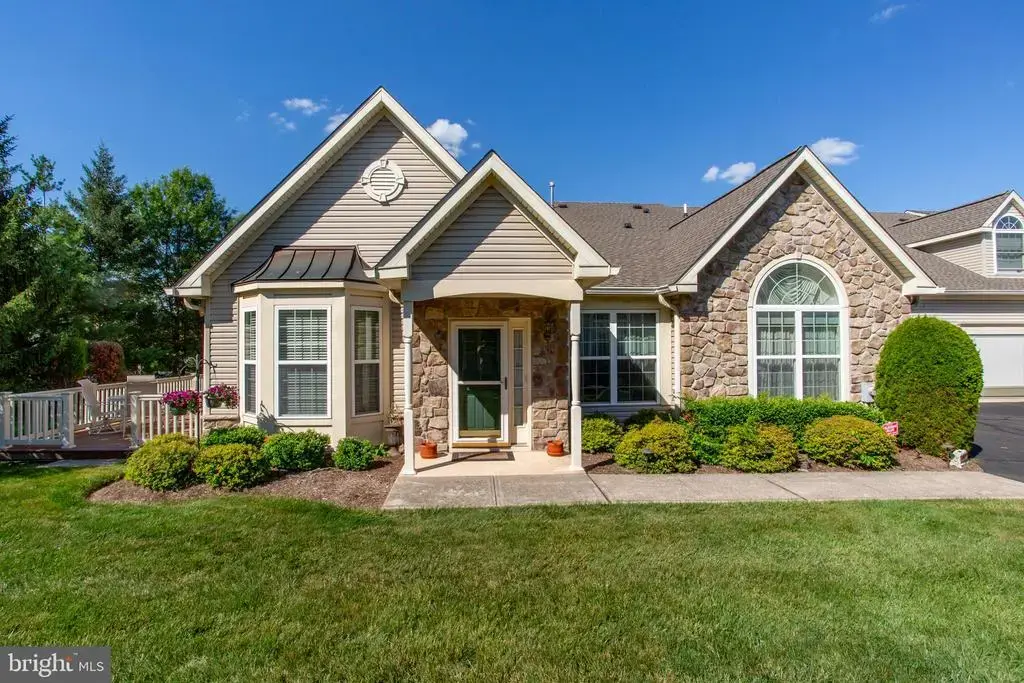 23 Fairway Dr #23, WARMINSTER