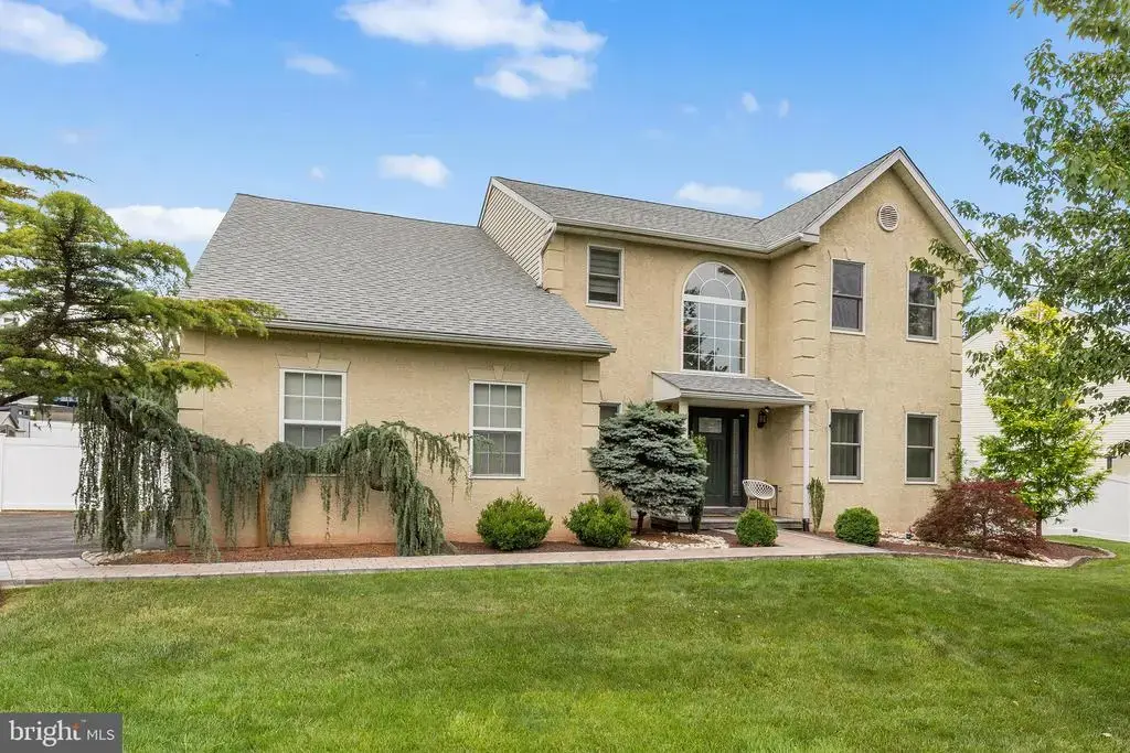 217 Wayside Dr, WARRINGTON