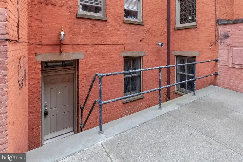 10 W Madison St W #1, BALTIMORE