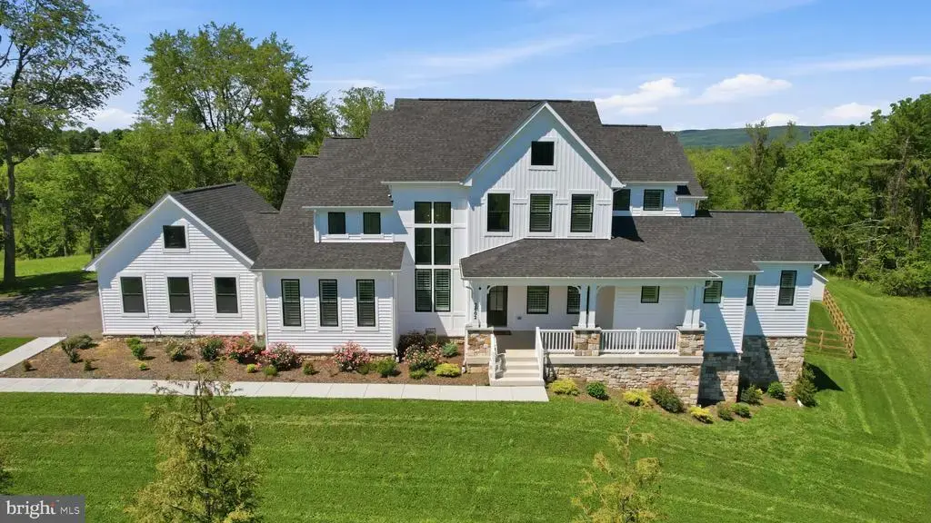 2802 Bidle Rd, MIDDLETOWN
