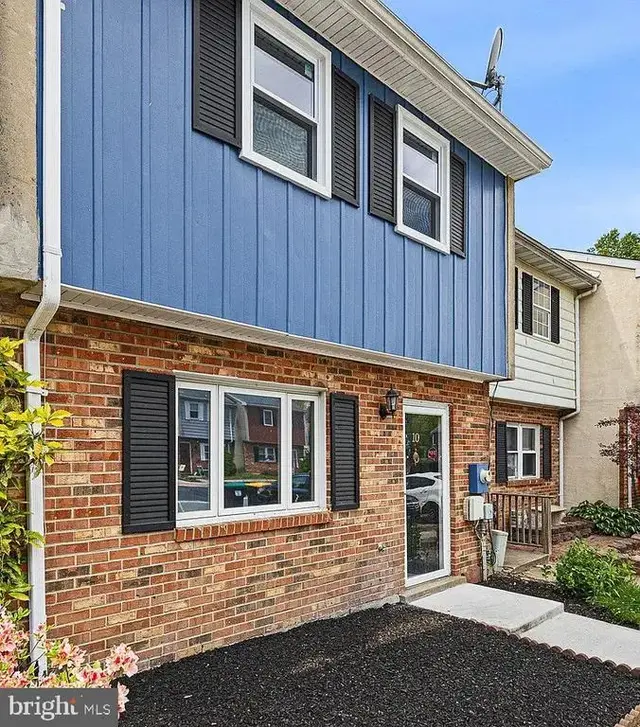 10 James Ct, Newark