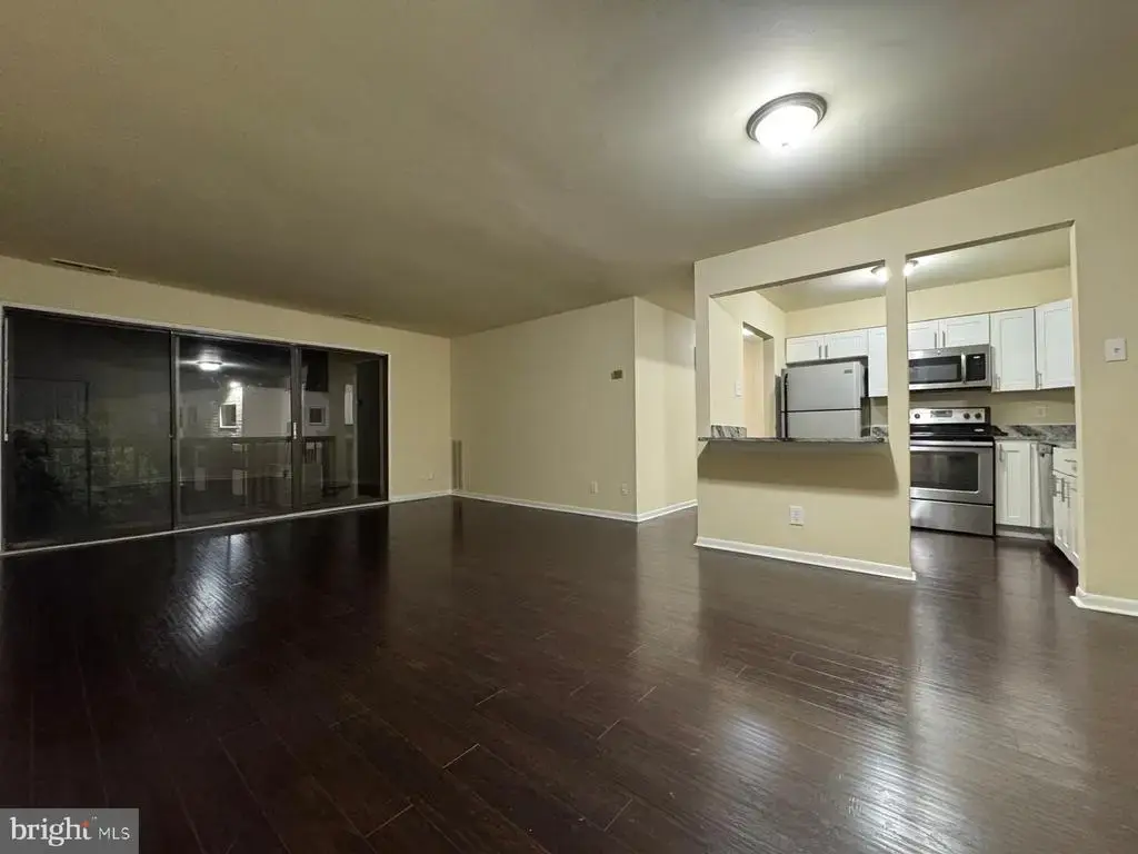 10127 Prince Pl #303-11a, UPPER MARLBORO