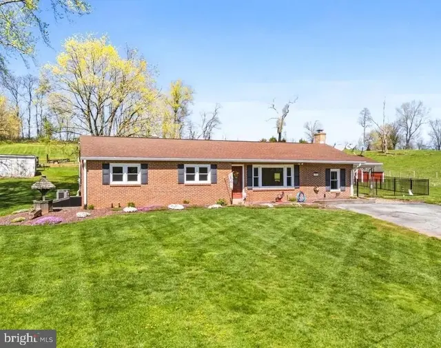 12734 Woodsboro Pike, Keymar