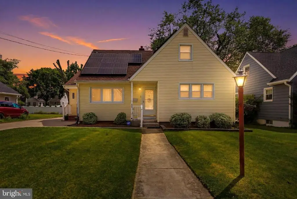 353 Hendrickson Ave, WOODBURY