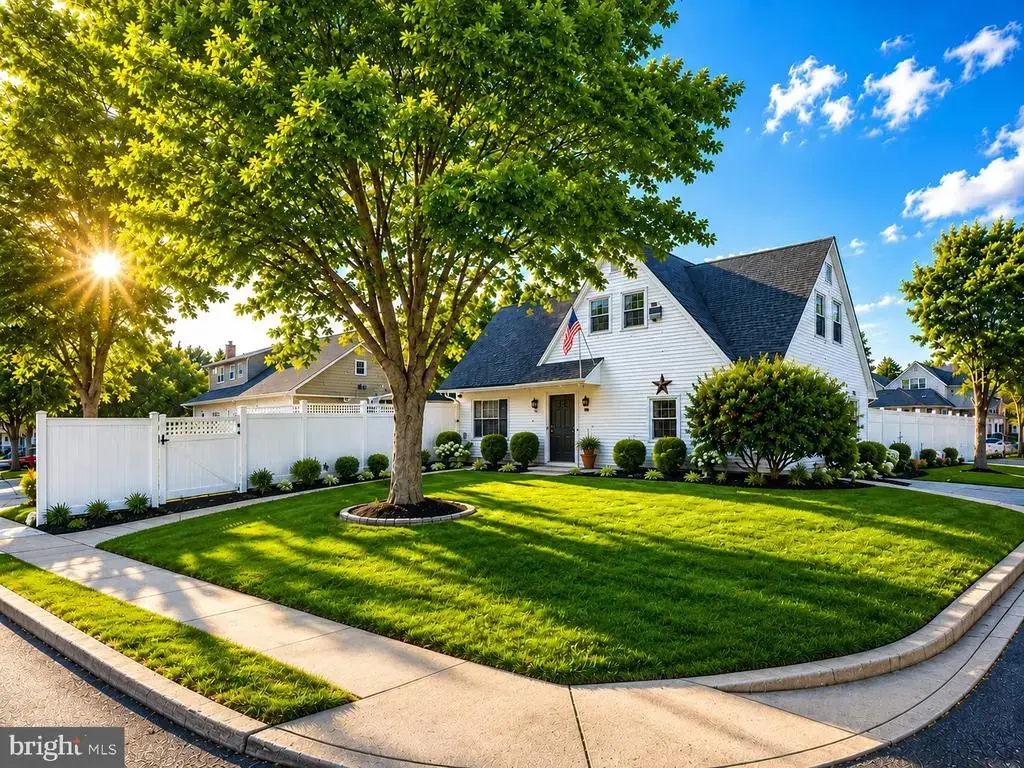 43 Northpark Dr, LEVITTOWN