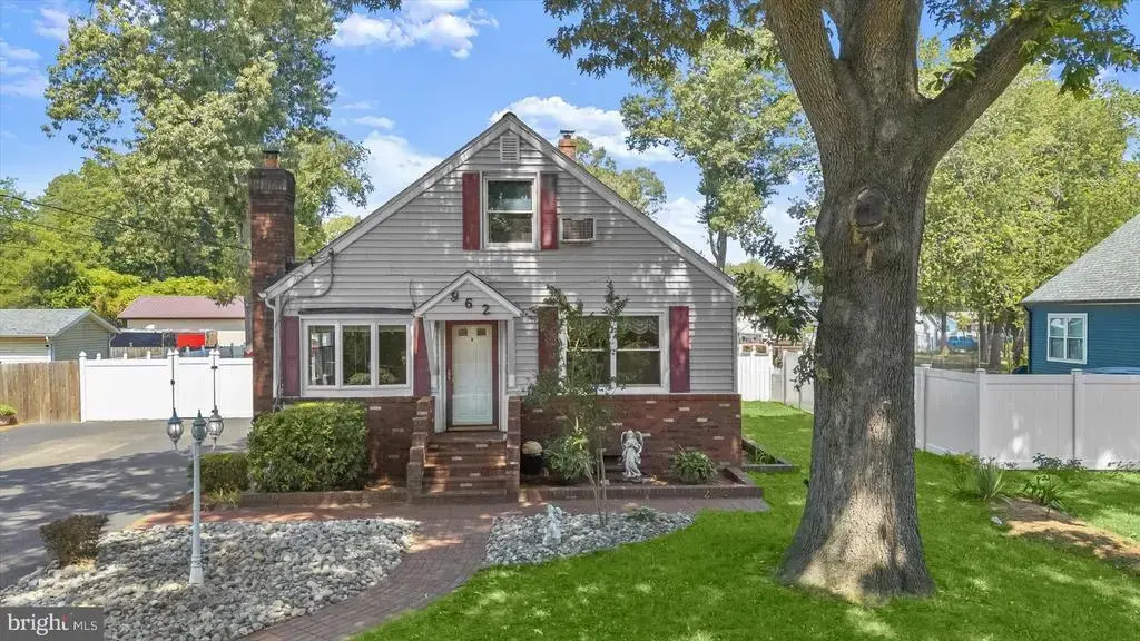 962 Point Pleasant Rd, GLEN BURNIE