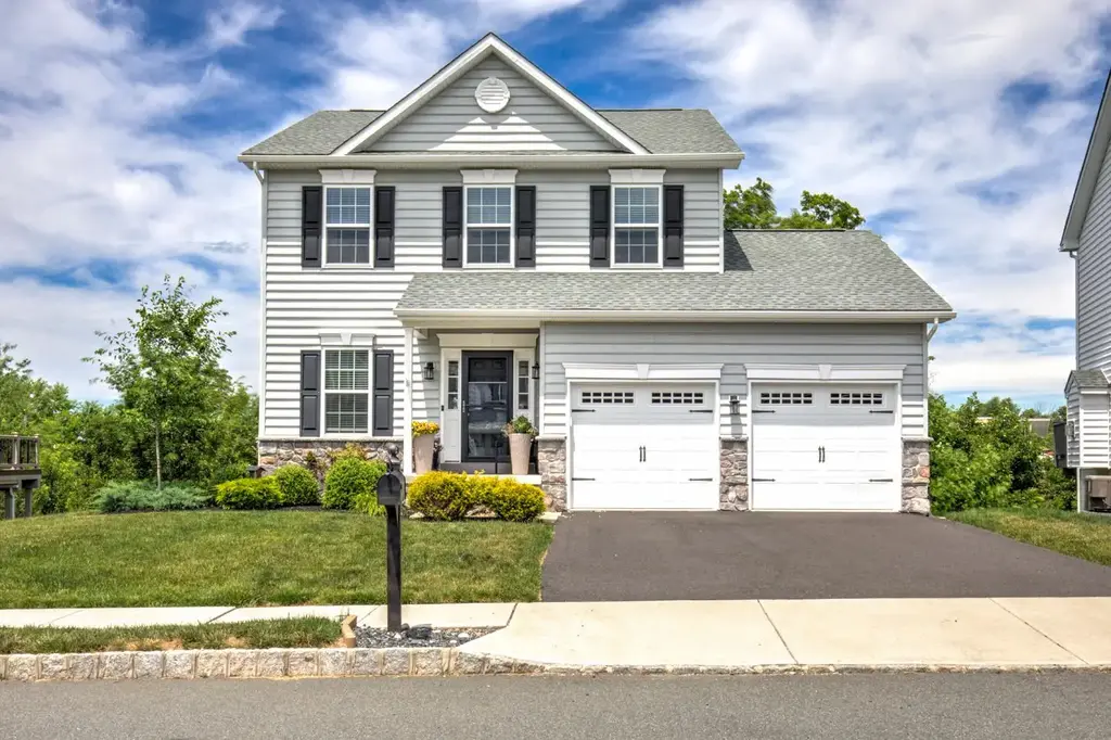 2224 Bridgeport Ave, PENNSBURG