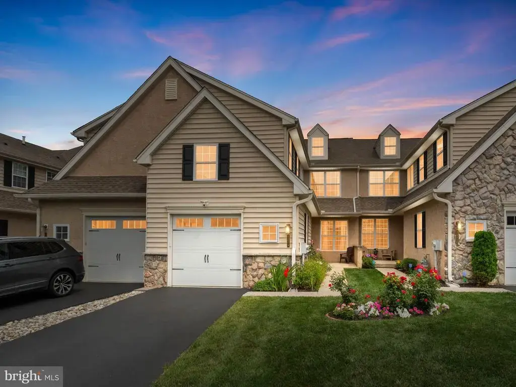 1214 Derry Ln, WEST CHESTER