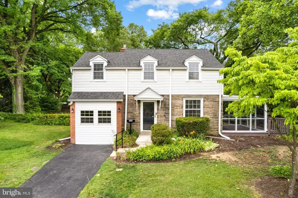 776 Brooke Rd, GLENSIDE