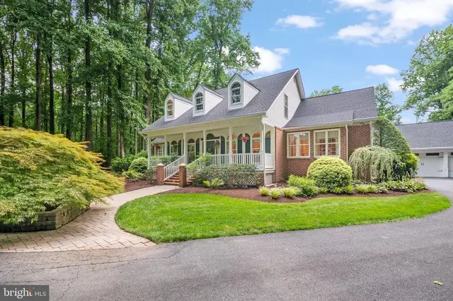 6456 Meadowlark Dr, Dunkirk