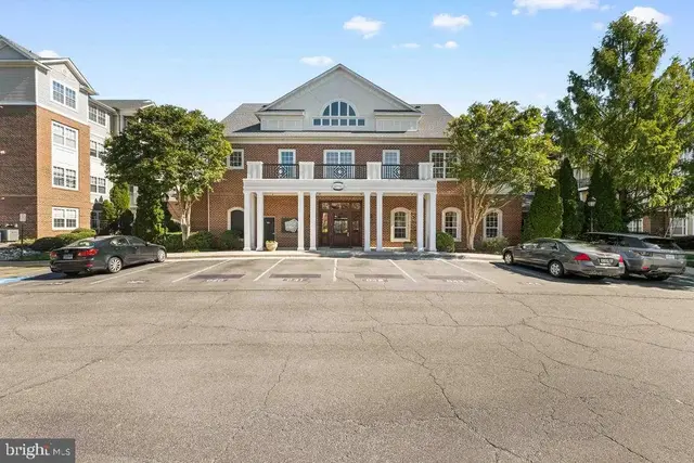 12957 Centre Park Cir #304, Herndon